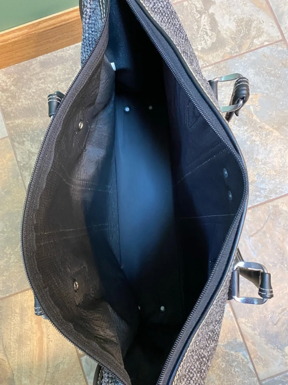 Men's Black & Gray Duffel Bag
